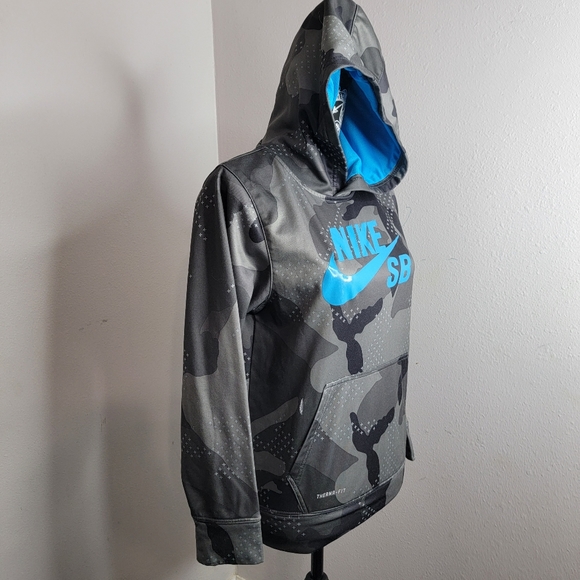 Nike SB pull over sweater - Picture 6 of 8